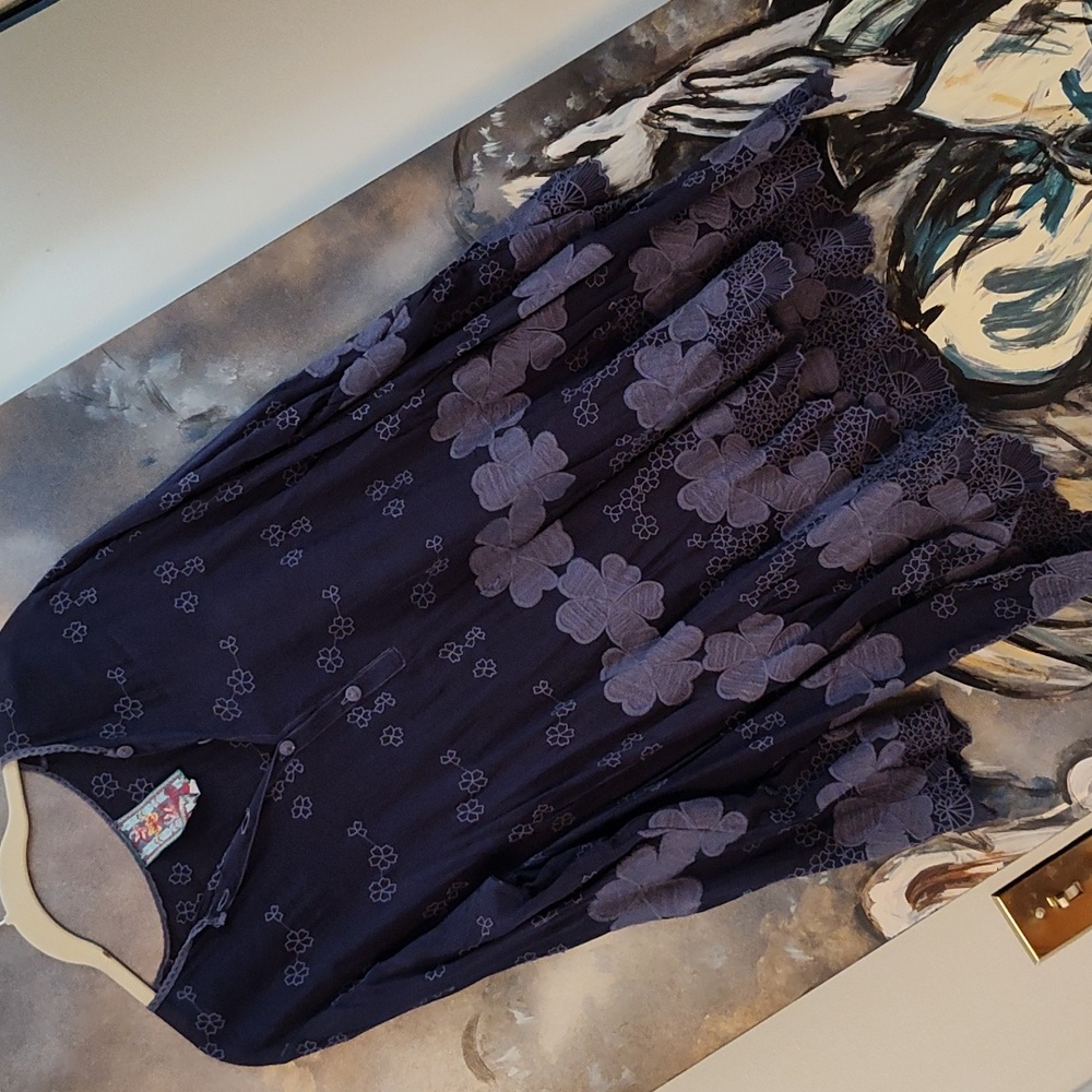 Johnny Was rayon embroidered tunic